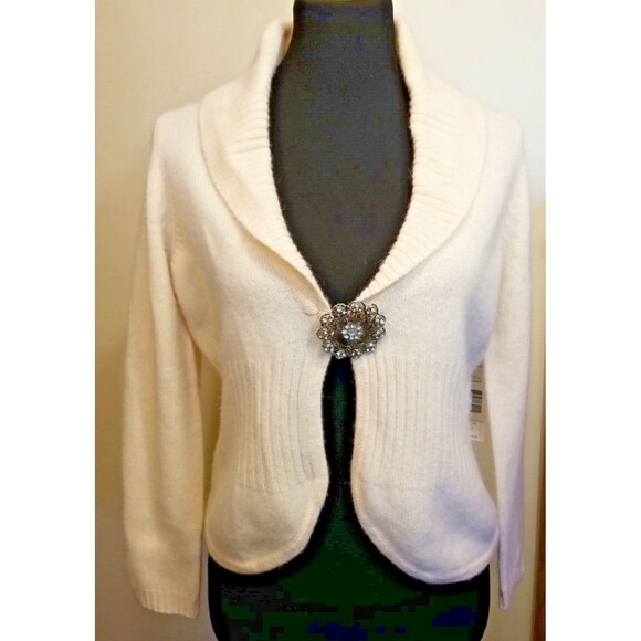 New Pursuits ltd. LambsWool Angora Blend Ivory Fuzzy Knit Sweater Womens 8 P C2 - Picture 2 of 10